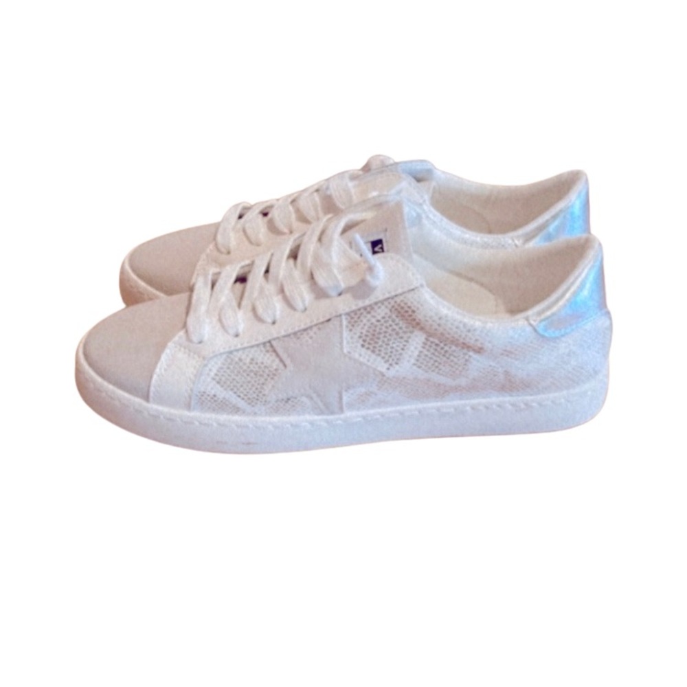 SOLD - NWOT VINTAGE HAVANA SNEAKERS SIZE 8 - Picture 3 of 9